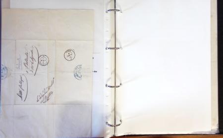 1557-1859, Deux classeurs de documents, lettres, textes