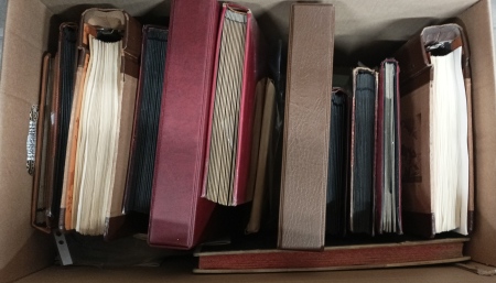 1849-2000, Collection rassemblant une collection de