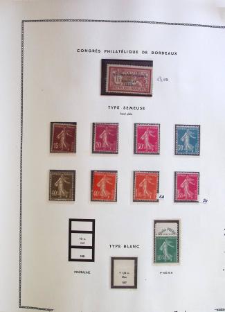 1849-2000, Collection rassemblant une collection de