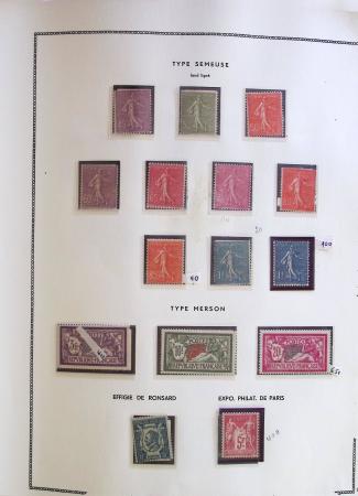 1849-2000, Collection rassemblant une collection de