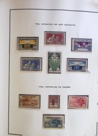 1849-2000, Collection rassemblant une collection de