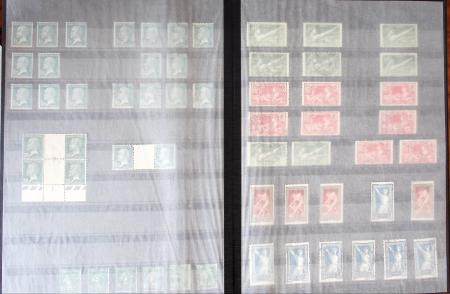 1849-2012, Collection de France en 28 classeurs, dont