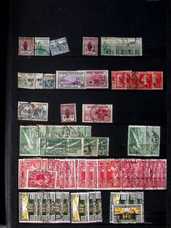 1849-1999, Lot comprenant 18 classeurs dont un de CHINE,