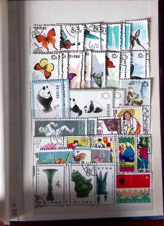 1849-1999, Lot comprenant 18 classeurs dont un de CHINE,