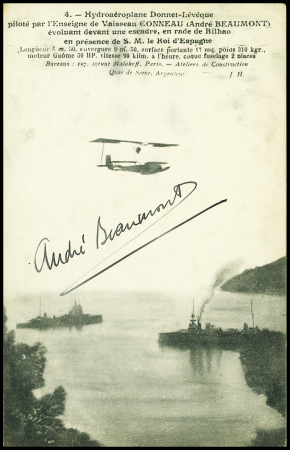 CP représentant l'hydroplane de l'enseigne de vaisseau Conneau (André Beaumont) au dessus de la rade de Bilbao avec signature "André Beaumont". TB