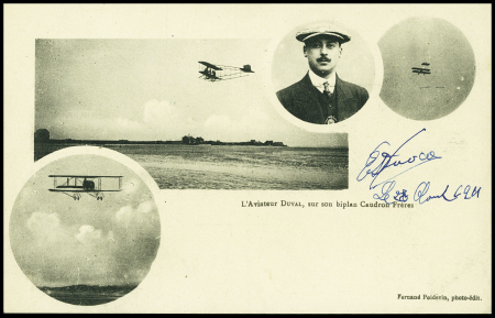 Carte postale "l'aviateur Duval sur son biplan Caudron frères" avec signature de Duval (1911). TB
