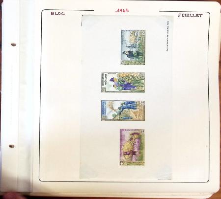 1945-1967, Sympathique collection de timbres de Laos