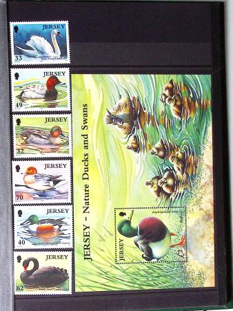 1850-1945, Mint & used selection in five albums or stockbooks,