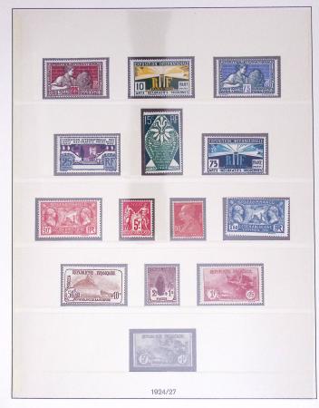 1849-2009, Collection très soignée en 8 albums Lindner