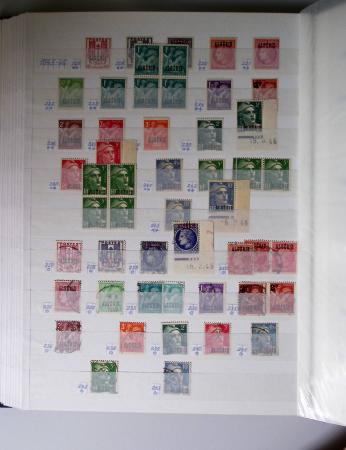1859-1940, Ensemble de neufs et d'obl. en 19 classeurs