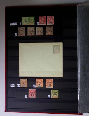 1859-1940, Ensemble de neufs et d'obl. en 19 classeurs