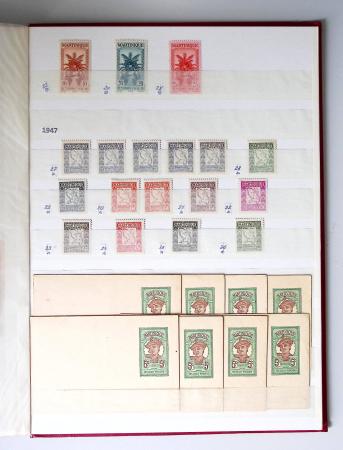 1859-1940, Ensemble de neufs et d'obl. en 19 classeurs