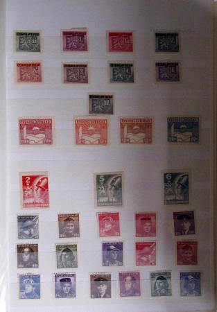 1919-80 Small exhibition collection showing some specialisation