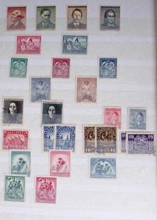 1919-80 Small exhibition collection showing some specialisation