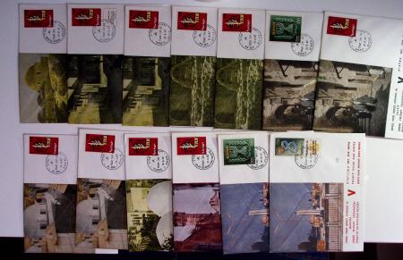 1918-1990 Mint and used collection in one album with