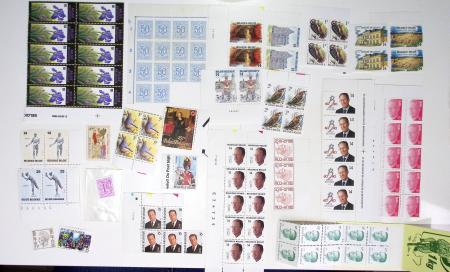 1918-1990 Mint and used collection in one album with