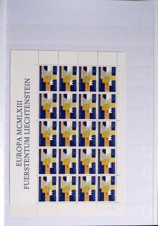 1918-1990 Mint and used collection in one album with