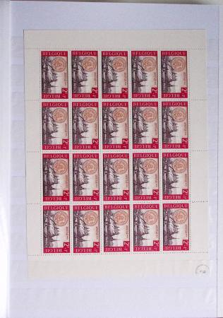 1918-1990 Mint and used collection in one album with