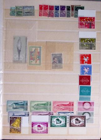 1918-1990 Mint and used collection in one album with