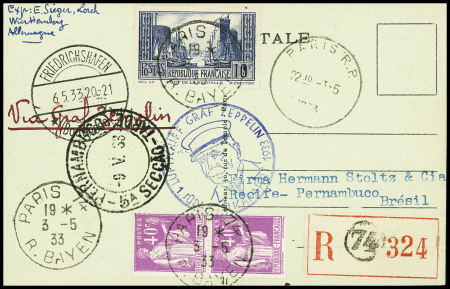 Zeppelin : n°281 en paire + 261 OBL Paris 74 (3.5.33) sur carte postale recommandée pour Pernambouc avec cachet rond bleu "Luftschiff graf Zeppelin 1 sudamerikafahrt 1933"
