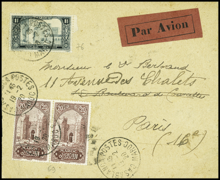 Maroc n°89 en paire + 76 OBL Casablanca (19.2.20) sur lettre pour Paris avec étiquette lie de vin à cadre fin "par avion". TB