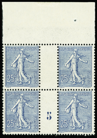 N°132 Semeuse Lignée, 25c. bleu, BLOC de 4 Mill.5 haut de feuille, neuf **, TB