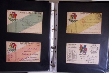 1914-1918, 4 Classeurs de Bureau contenant une collection