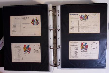 1914-1918, 4 Classeurs de Bureau contenant une collection