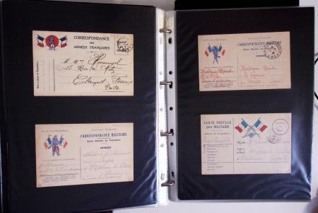 1914-1918, 4 Classeurs de Bureau contenant une collection