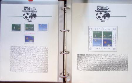 Exceptionnelle collection sur le thème du foot en 30