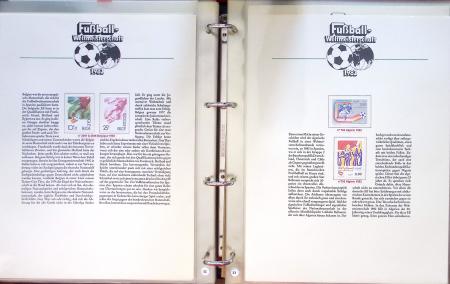 Exceptionnelle collection sur le thème du foot en 30