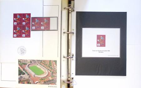 Exceptionnelle collection sur le thème du foot en 30