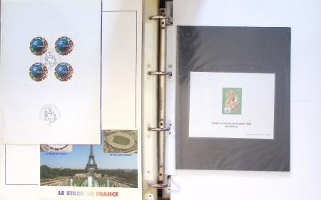 Exceptionnelle collection sur le thème du foot en 30