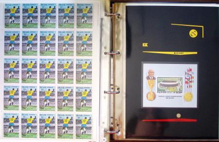 Exceptionnelle collection sur le thème du foot en 30