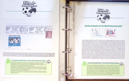 Exceptionnelle collection sur le thème du foot en 30
