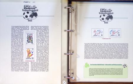 Exceptionnelle collection sur le thème du foot en 30