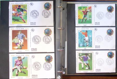 Exceptionnelle collection sur le thème du foot en 30