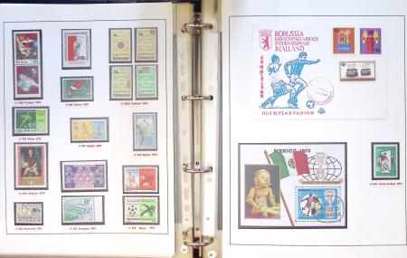Exceptionnelle collection sur le thème du foot en 30