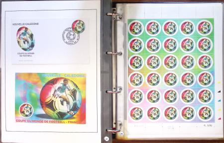 Exceptionnelle collection sur le thème du foot en 30