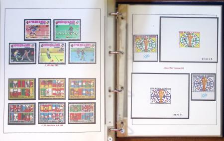 Exceptionnelle collection sur le thème du foot en 30