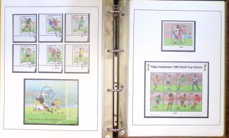 Exceptionnelle collection sur le thème du foot en 30