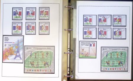 Exceptionnelle collection sur le thème du foot en 30