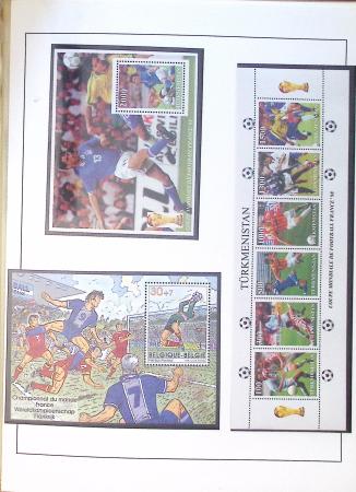 Exceptionnelle collection sur le thème du foot en 30