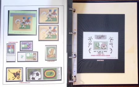Exceptionnelle collection sur le thème du foot en 30