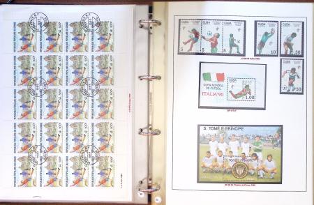 Exceptionnelle collection sur le thème du foot en 30