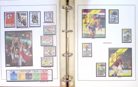 Exceptionnelle collection sur le thème du foot en 30