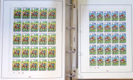 Exceptionnelle collection sur le thème du foot en 30