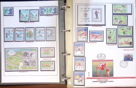 Exceptionnelle collection sur le thème du foot en 30