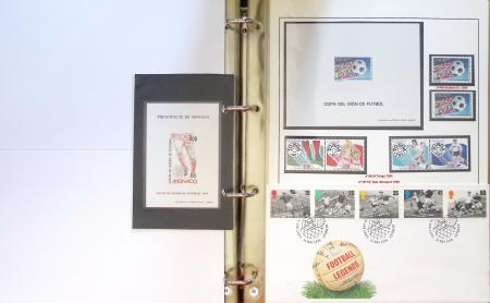 Exceptionnelle collection sur le thème du foot en 30
