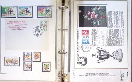 Exceptionnelle collection sur le thème du foot en 30